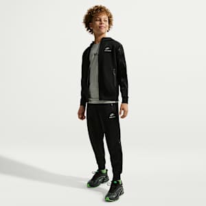 Nike Sportswear Older Kids' Air Max Jogger. Nike LU